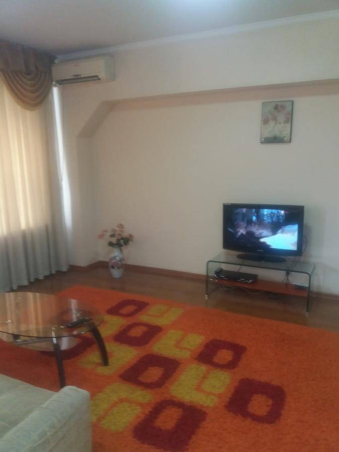 Flat Apartment Almaty Ngoại thất bức ảnh