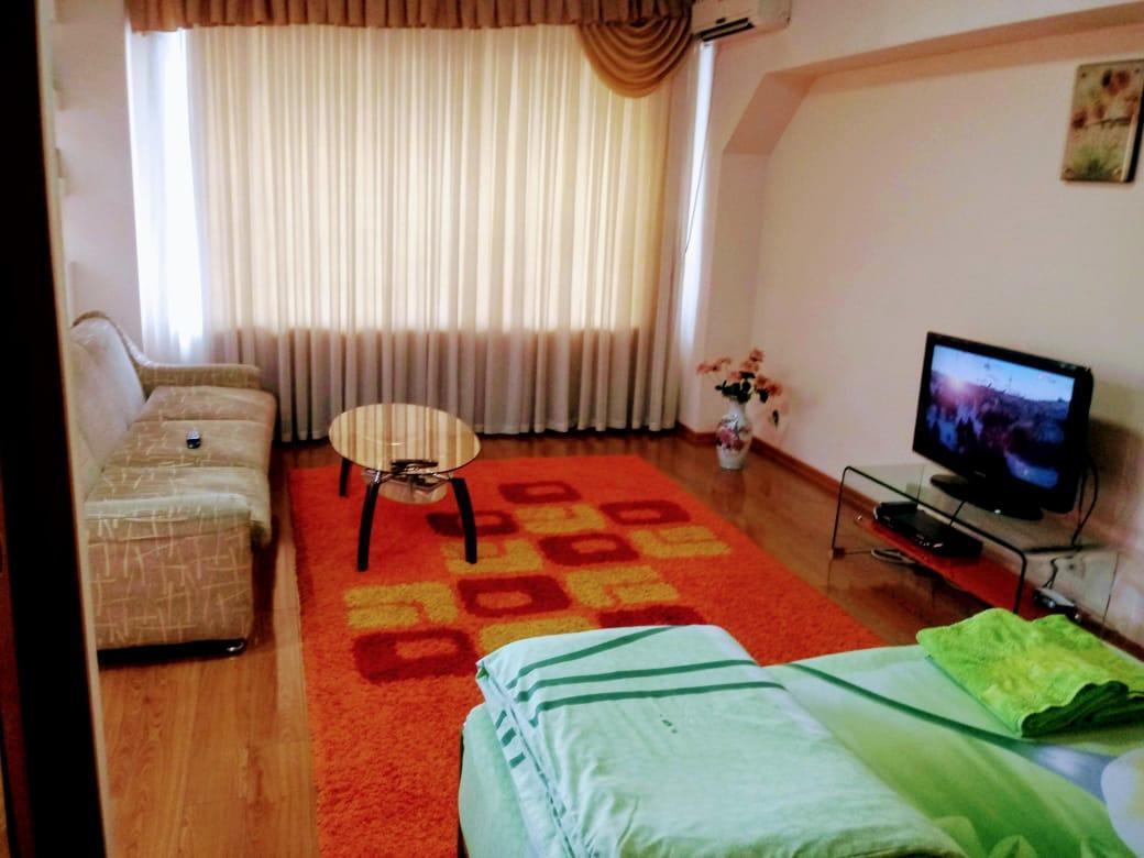 Flat Apartment Almaty Ngoại thất bức ảnh